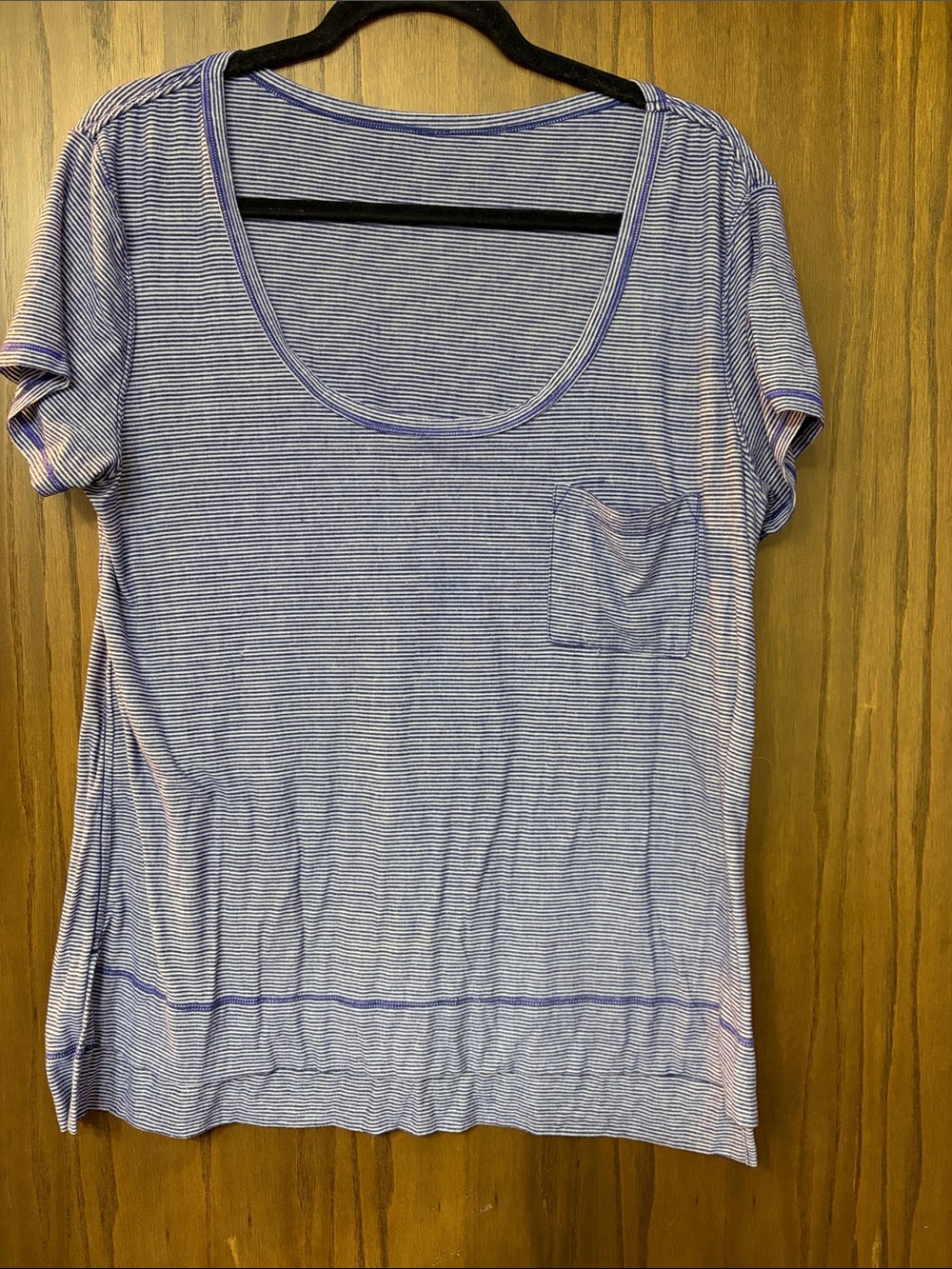 lululemon athletica Slim Stripe Scoop Pocket Tee in Blue and White